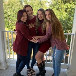 Meet your Posher, Madison